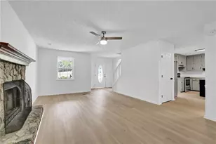 848 Burton Ridge Dr, Loganville, GA 30052 - Photo 7