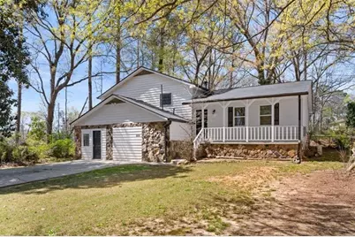 559 Autumn Drive, Riverdale, GA 30274 - Photo 1