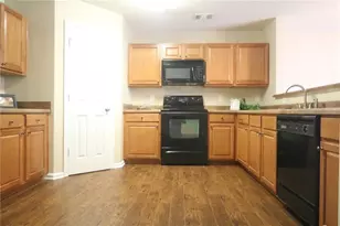 2615 Mayfair Dr, Cumming, GA 30040 - Photo 3