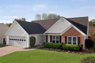 5592 Thistledown Terrace, Sugar Hill, GA 30518 - Photo 3