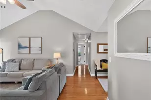 5592 Thistledown Terrace, Sugar Hill, GA 30518 - Photo 19