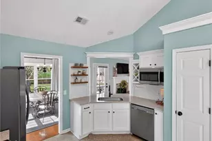 5592 Thistledown Terrace, Sugar Hill, GA 30518 - Photo 33