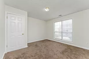 310 Pebblestone Dr, Loganville, GA 30052 - Photo 15