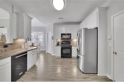 3690 Blackgold Drive, Buford, GA 30519 - Photo 15