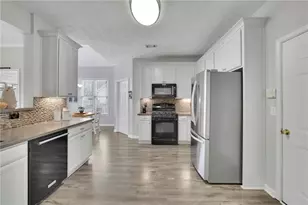 3690 Blackgold Dr, Buford, GA 30519 - Photo 15