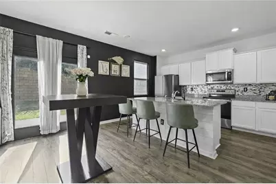 1526 Battle Brook Drive, Conyers, GA 30012 - Photo 9