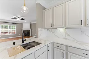 7856 Kiverton Pl, Atlanta, GA 30350 - Photo 13