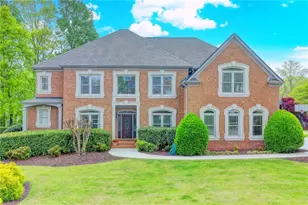 2082 Sugarstone Dr, Lawrenceville, GA 30043 - Photo 3