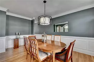 2082 Sugarstone Dr, Lawrenceville, GA 30043 - Photo 9