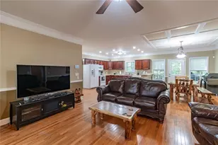 2208 Clarendon Ct, Conyers, GA 30012 - Photo 7