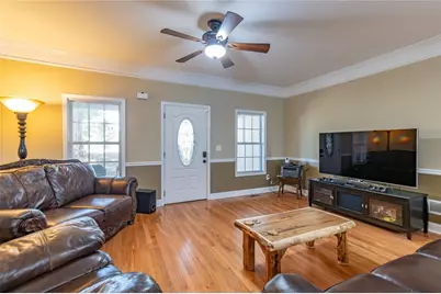 2208 Clarendon Court, Conyers, GA 30012 - Photo 3