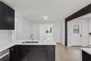 1992 Graystone Pkwy, Grayson, GA 30017 - Photo 9