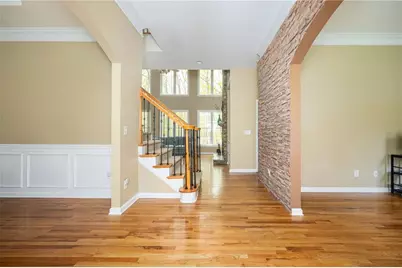 1050 Longpointe Pass, Alpharetta, GA 30005 - Photo 5