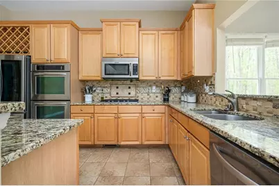 1050 Longpointe Pass, Alpharetta, GA 30005 - Photo 17