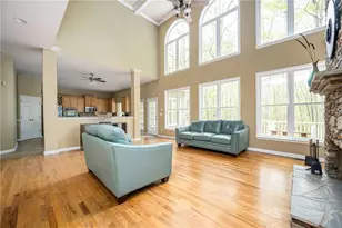 1050 Longpointe Pass, Alpharetta, GA 30005 - Photo 9