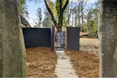 2563 Lancaster Drive, Atlanta, GA 30344 - Photo 41