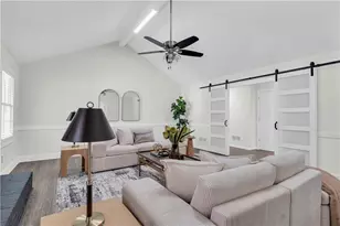 2203 Meadow Dr, Snellville, GA 30078 - Photo 5