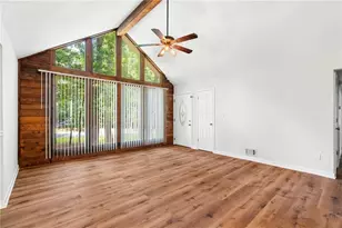 510 Magnolia Dr, Woodstock, GA 30188 - Photo 9