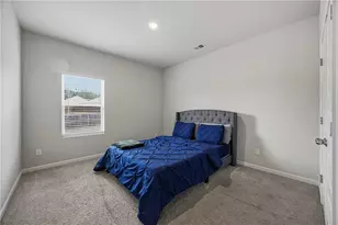 933 Nandina Ln, Loganville, GA 30052 - Photo 15