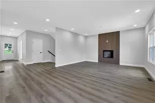 5719 Calm Valley, Flowery Branch, GA 30542 - Photo 3