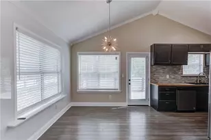 865 Stonebridge Park Cir, Lithonia, GA 30058 - Photo 13