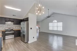 865 Stonebridge Park Cir, Lithonia, GA 30058 - Photo 15