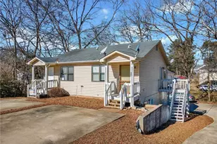 341 W Griffin St, Dallas, GA 30132 - Photo 13