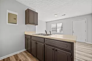 341 W Griffin St, Dallas, GA 30132 - Photo 5