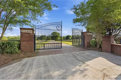 1202 Hodges Circle, Mansfield, GA 30055 - Photo 11