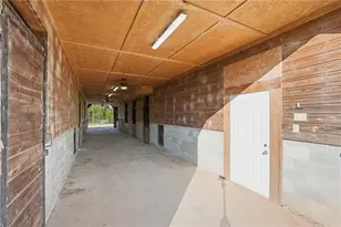 1202 Hodges Cir, Mansfield, GA 30055 - Photo 171
