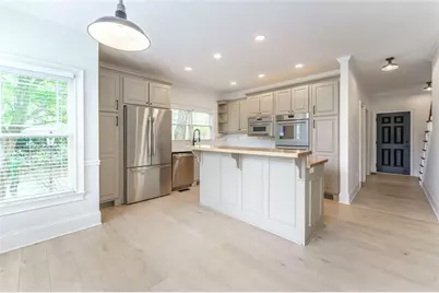 214 Chandler Walk, Loganville, GA 30052 - Photo 5