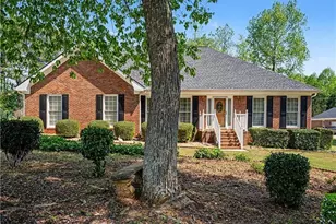 1329 Saxony Dr SE, Conyers, GA 30013 - Photo 3