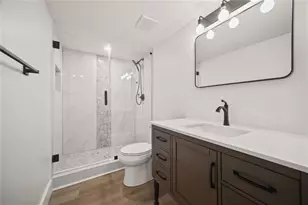 2433 Helmsdale Dr NE, Atlanta, GA 30345 - Photo 29