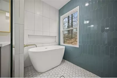 2433 Helmsdale NE, Atlanta, GA 30345 - Photo 25