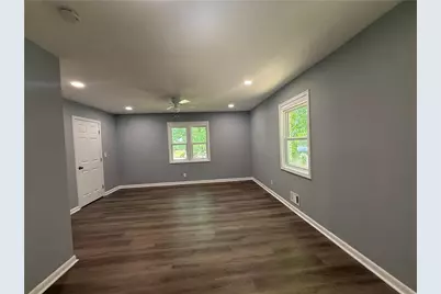 3293 Valleydale Drive SW, Atlanta, GA 30311 - Photo 13
