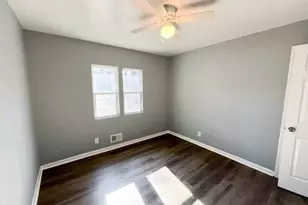 3293 Valleydale Dr SW, Atlanta, GA 30311 - Photo 9