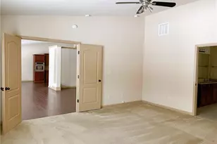 1821 Bridle Rd, Lawrenceville, GA 30043 - Photo 15