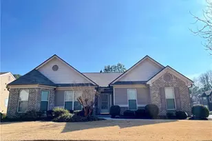 1821 Bridle Rd, Lawrenceville, GA 30043 - Photo 1