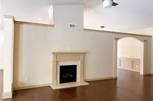 1821 Bridle Rd, Lawrenceville, GA 30043 - Photo 11