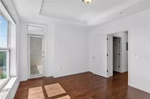 3334 Peachtree Rd NE, Atlanta, GA 30326 - Photo 13