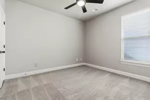 811 Lorrimont Ln, Fairburn, GA 30213 - Photo 19