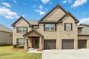 811 Lorrimont Ln, Fairburn, GA 30213 - Photo 1