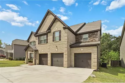 811 Lorrimont Lane, Fairburn, GA 30213 - Photo 9