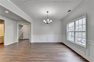 6670 Island Point Dr, Buford, GA 30518 - Photo 9