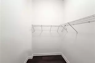 400 Village Parkway NE, Atlanta, GA 30306 - Photo 17