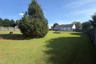 432 Raymond Dr, Winder, GA 30680 - Photo 35
