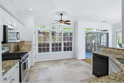 220 Ridge Point Court, Alpharetta, GA 30022 - Photo 17