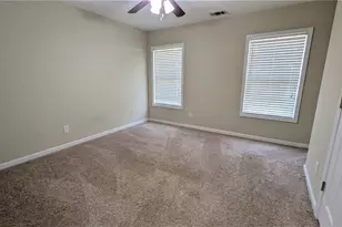 1653 Broomfield Way, Lawrenceville, GA 30044 - Photo 17