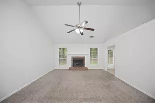 1454 Ida Ln, Lawrenceville, GA 30043 - Photo 9