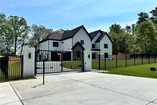 4077 Ridge Rd, Buford, GA 30519 - Photo 1